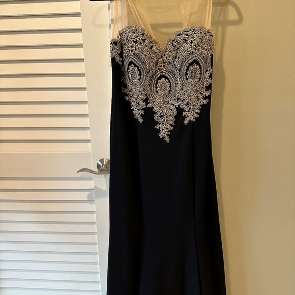 Black and Gold Strapless Formal Size 16 - Picture 1 of 3